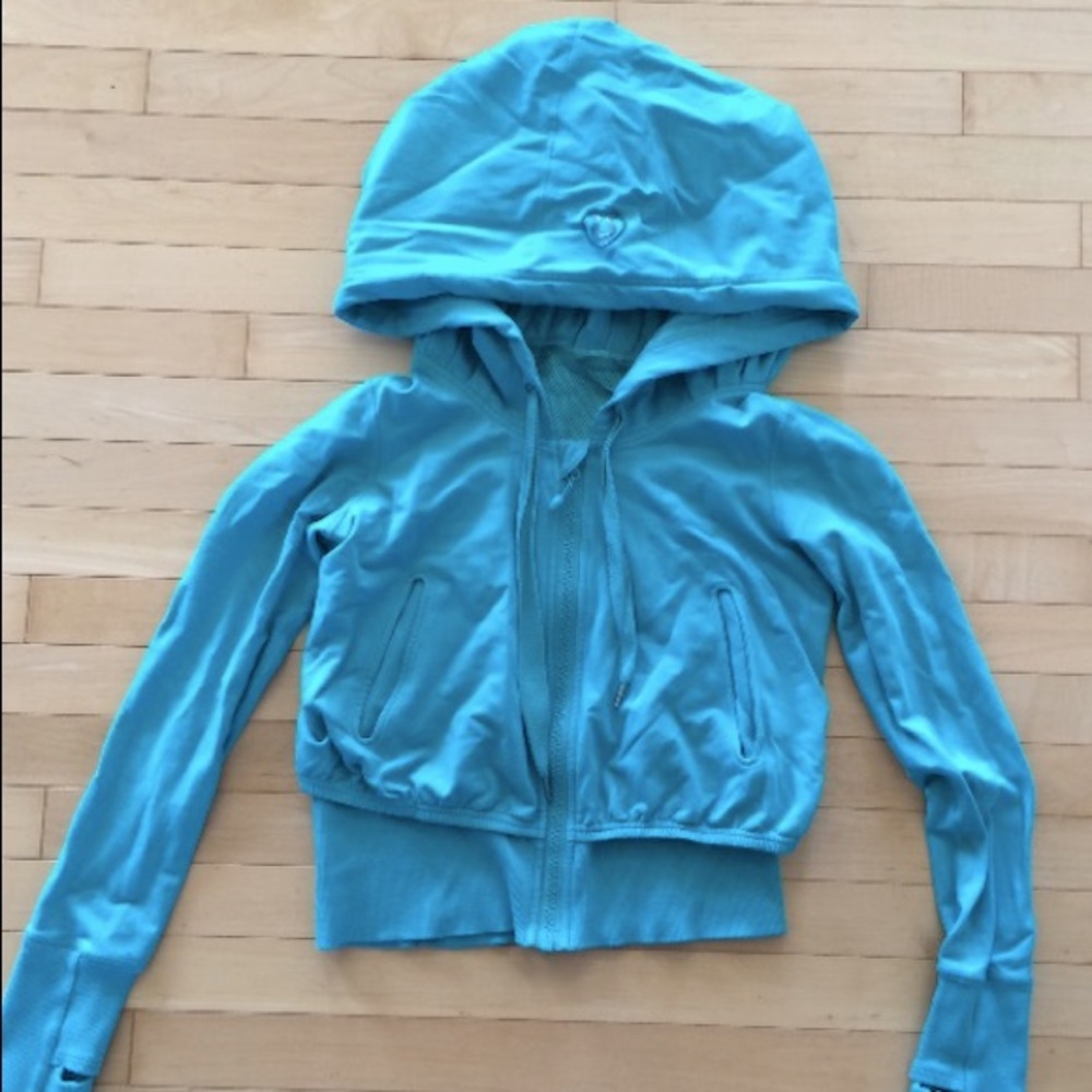 Size 6 aqua exhale jacket